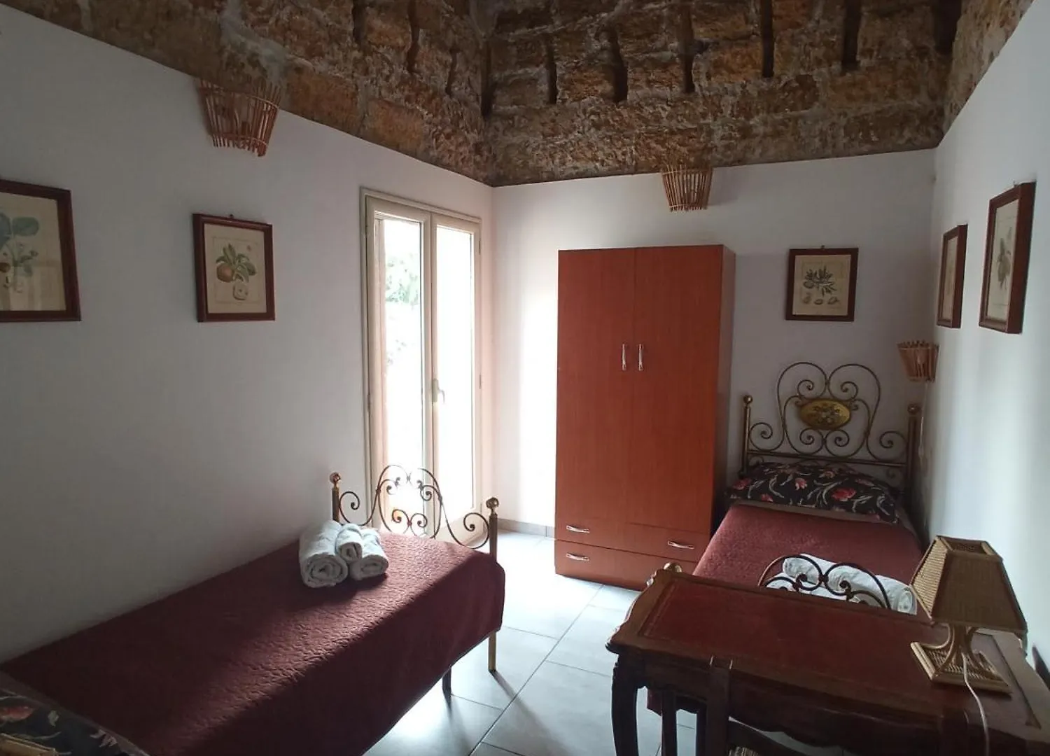 Zyz Apartments La Kalsa パレルモ 0*,  イタリア